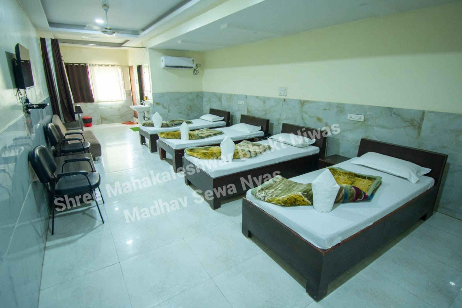 Family suite with multiple beds